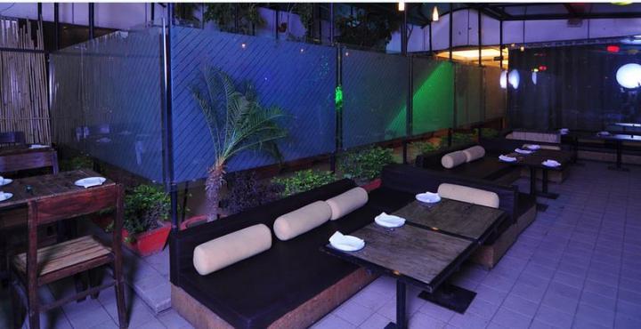 Infiniti Hotel And Spa Indore Bagian luar foto